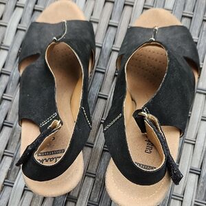 Clarks Blk Suede Women's Wedge Sandals, Size 8,  Comfortable, Almost 3" Heel